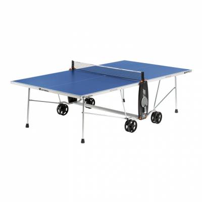 Всепогодный теннисный стол Cornilleau SPORT 100S Crossover синий Французская фирма CORNILLEAU, мировой лидер в дизайне и производстве столов для настольного тенниса высочайшего качества, ежедневно совершенствует столы для настольного тенниса.
Игровая поверхность: меламиновый полимерный композит толщиной 5 мм.
Антибликовое покрытие игровой поверхности: SOFT MAT.
Ширина канта (отбортовки): 40 мм.
Цвет: серый, синий.
Сетка: встроенная, с регулировкой натяжения нити.
Держатель для хранения ракеток: есть, для 2-х ракеток.

