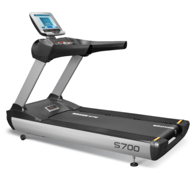 Беговая дорожка BRONZE GYM S700 TFT (Promo Edition) Беговая дорожка BRONZE GYM S700 TFT (Promo Edition) Мощная электрическая беговая дорожка BRONZE GYM S700 TFT разработана для эксплуатации в клубах с высокой проходимостью.
Отличается одной из самых мощных рам в классе, вместе с консолью общий вес дорожки составляет 216 кг.
Двигатель: 5.0 л.с. Fuji Electric (переменный ток)
Скорость: 1 - 20 км./ч.
Беговое полотно: 4.6 мм. особопрочное ортопедическое профессиональное Habasit NVT-296.
Размер бегового полотна: 157х54 см.
Регулировка угла наклона: электрическая.
Наклон бегового полотна: 0 - 20%.
15-ти дюймовый (37 см.) сенсорный полноцветный LCD дисплей.
Кол-во программ: 13 (в т.ч. пульсозависимые)
Размер в рабочем состоянии (ДхШхВ) 222х95х173 см.
Максимальный вес пользователя: 220 кг.
Гарантия: 2 года.